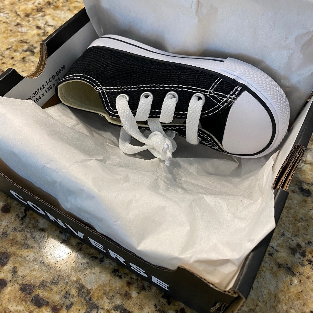 New Converse Infant CTAS Low Black 7j235 Sneakers - Picture 2 of 5